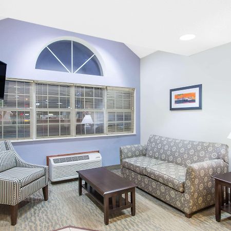 Microtel Inn & Suites By Wyndham Seneca Falls Zewnętrze zdjęcie